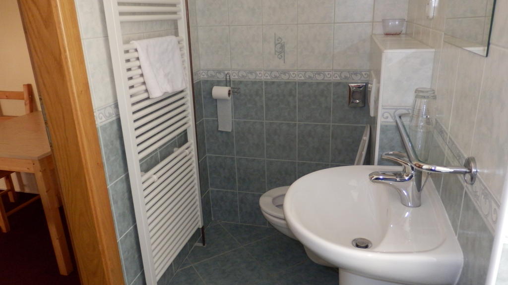 Penzion Pod Zvonem Hynčice pod Sušinou Cameră foto