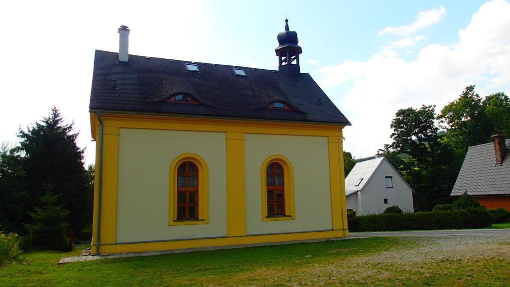 Penzion Pod Zvonem Hynčice pod Sušinou Exterior foto