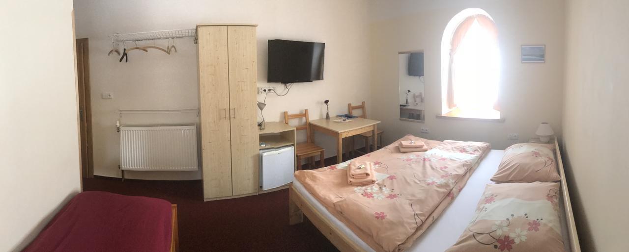 Penzion Pod Zvonem Hynčice pod Sušinou Exterior foto