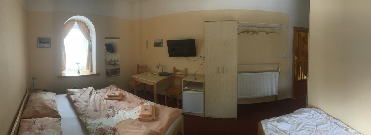 Penzion Pod Zvonem Hynčice pod Sušinou Exterior foto